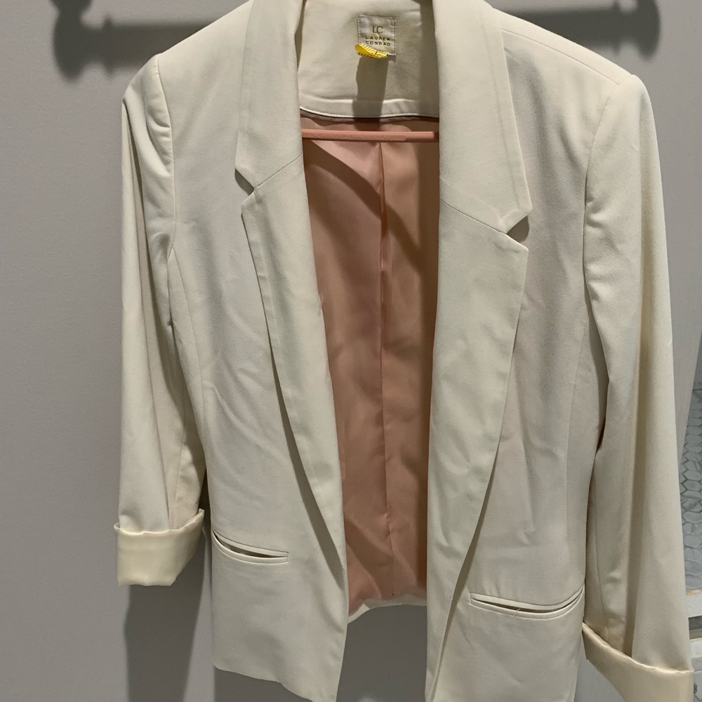 Off white open blazer